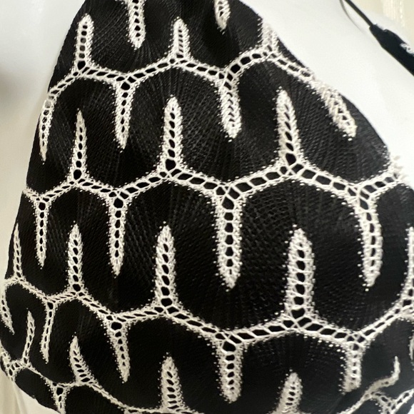 Fashion Nova Crochet Lace Bikini Top - Picture 3 of 7